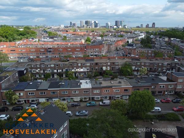 Luchtfoto van daken in woonwijk Hoevelaken Luchtfoto van daken in woonwijk Hoevelaken